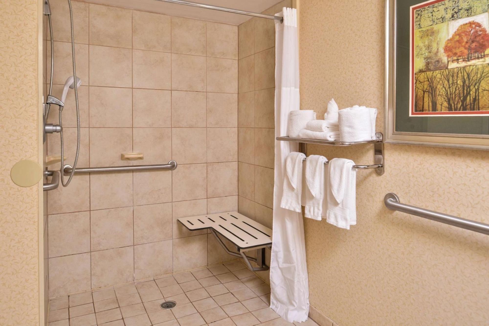 Hampton Inn Στόντον Εξωτερικό φωτογραφία